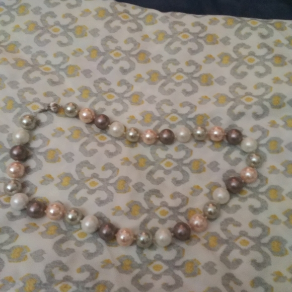 High quality classy necklace Pearl - Picture 2 of 2